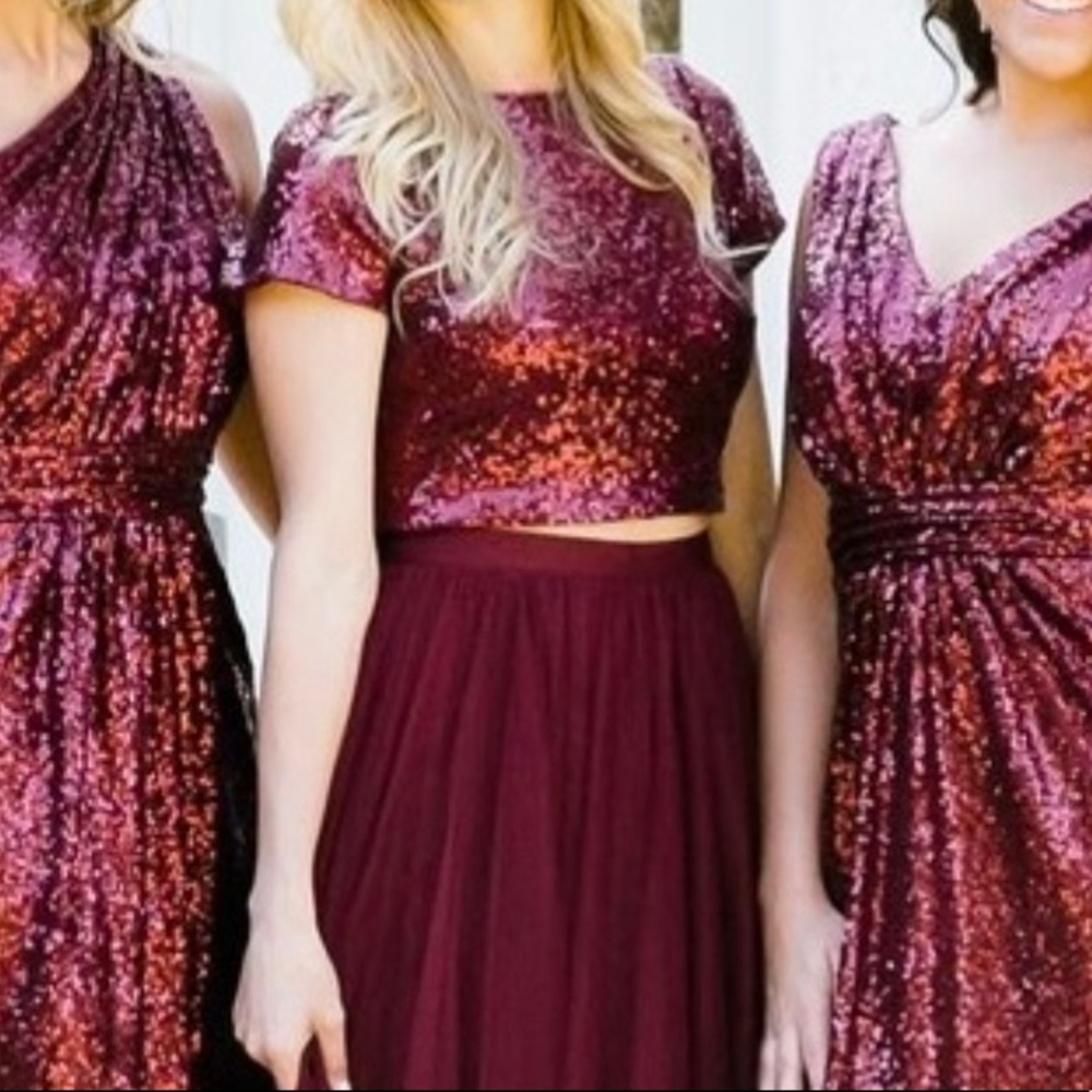 Revelry Cabernet Bandie Sequin Crop Top M